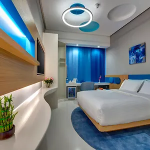 杜拜阿尔库利因布尔酒店 酒店